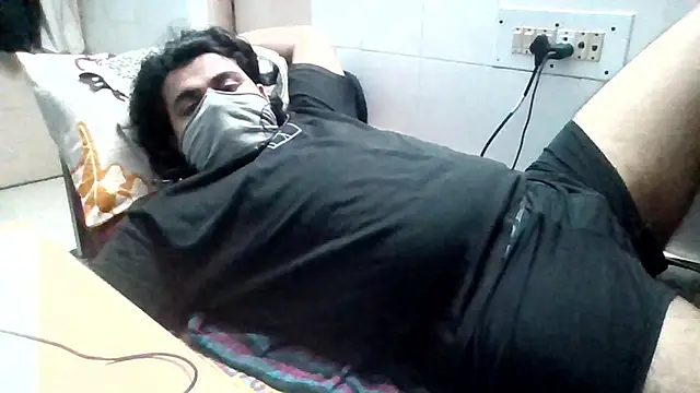 Show modela Mr_Naughty106 na web-kameri