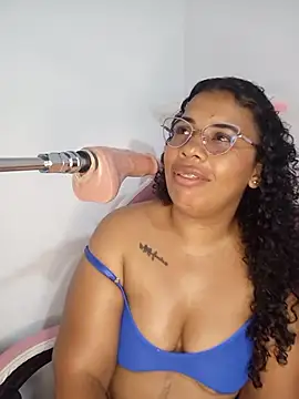 Webkamerová show Bigass_Curly02