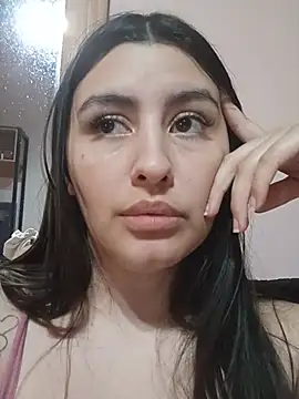 Tiffany06 élő XXX-chatje