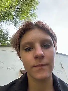 NinaParri Chat XXX live