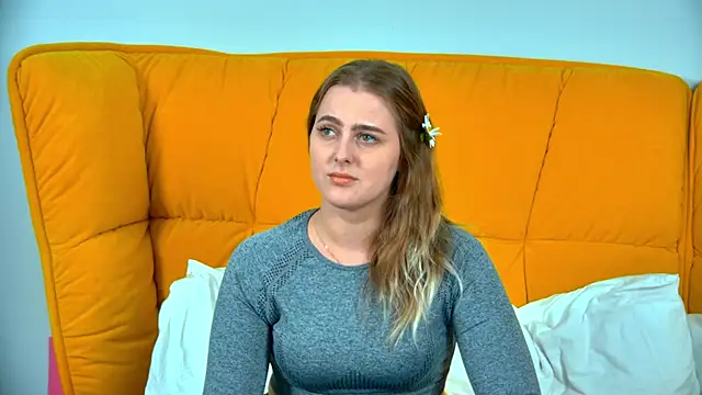 EllaBells Chat XXX in diretta