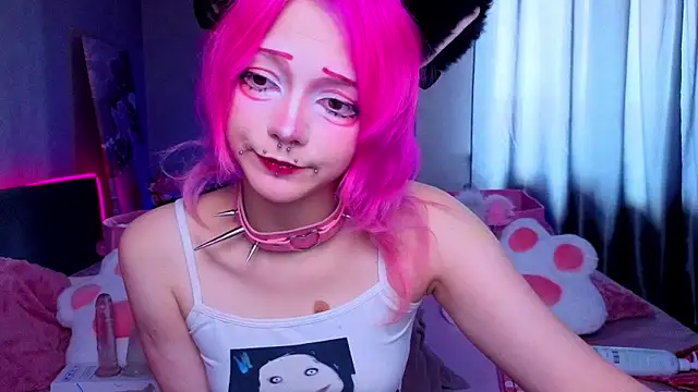 KittieHeart's Live XXX Chat