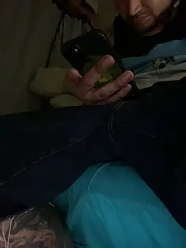 GusanoDelicioso – Naživo XXX chat