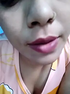 Anki-doll Chat XXX in diretta