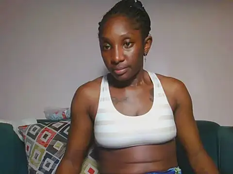 Hornycammy23 webkamerás műsora