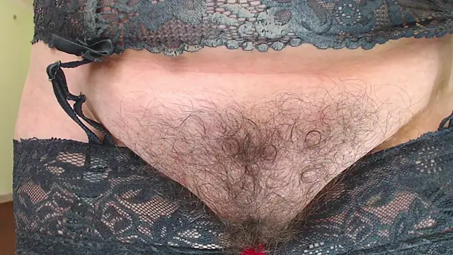 แชท XXX สดของ HairyQuinn