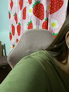 -CLARAMommy- live XXX chat