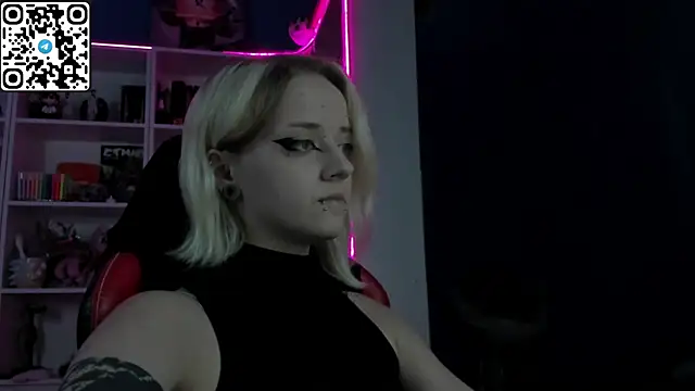 Chat +18 de Holy_Mistress_S ao vivo