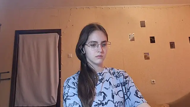 دردشة Katelemon الجنسية المباشرة