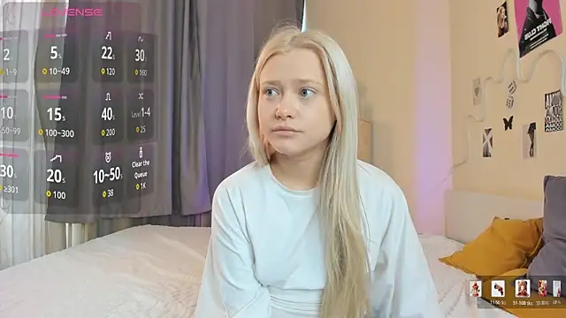 MidnightPoise's Live XXX Chat
