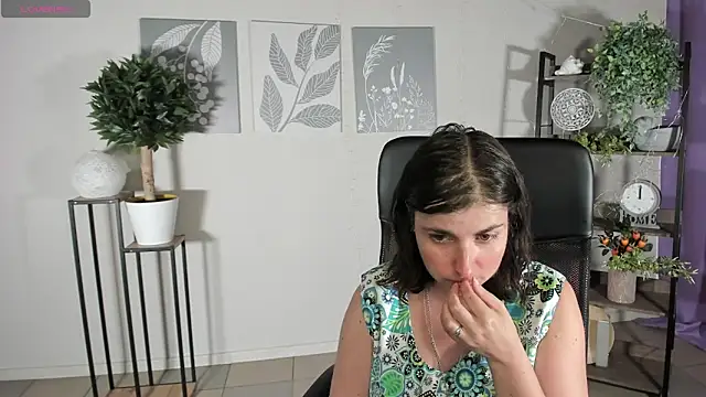 Chatroom XXX en direct de MartaEdams