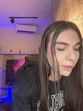 saracaball_ Adlı Modelin Canlı XXX Sohbeti
