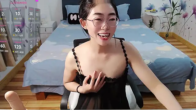 mila-baby-99's Live XXX Chat
