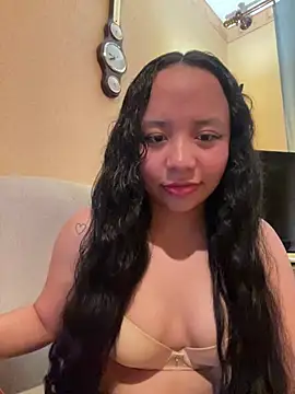 princess_Ale Show in webcam