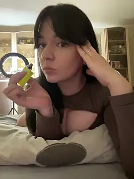 Chat +18 de Poly_Nick ao vivo
