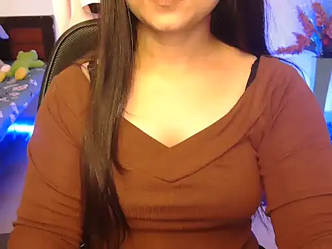 Ginnyforu's Live XXX Chat