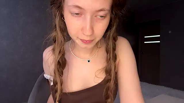 Živý XXX chat Emily_Mur_