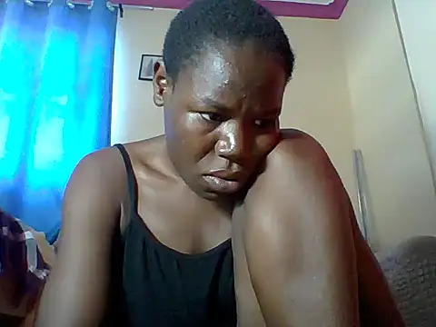 Blacksexyqueen24 – Naživo XXX chat
