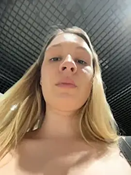 Czat XXX na żywo – SashaCatt