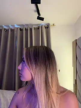 Chat XXX en directo de Isabellaa_se