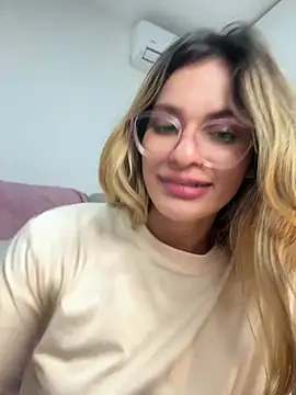 cuteluci_ Live XXX-Chat