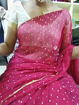 Chat XXX en directo de Cuteteluguammmaie