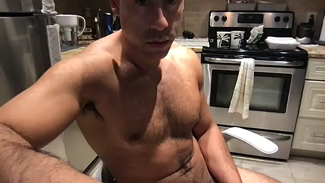 BigGuyMuscle: онлайн-секс-чат