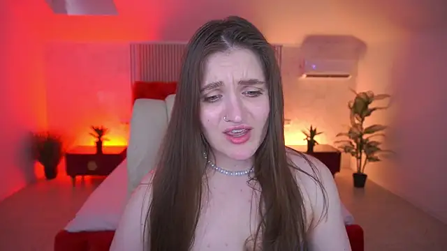 EmmyCharmm Chat XXX in diretta