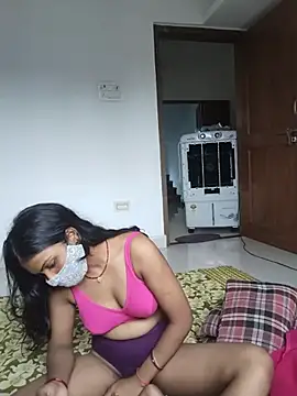 צ'אט XXX בשידור חי של hotcoolcool