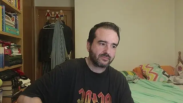 curiosillo83n Live XXX chat