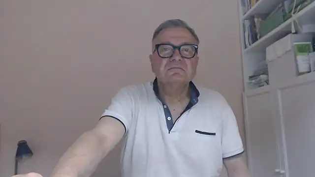 YOU6meのウェブカメラショー