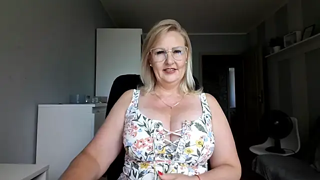 دردشة DianaLive الجنسية المباشرة