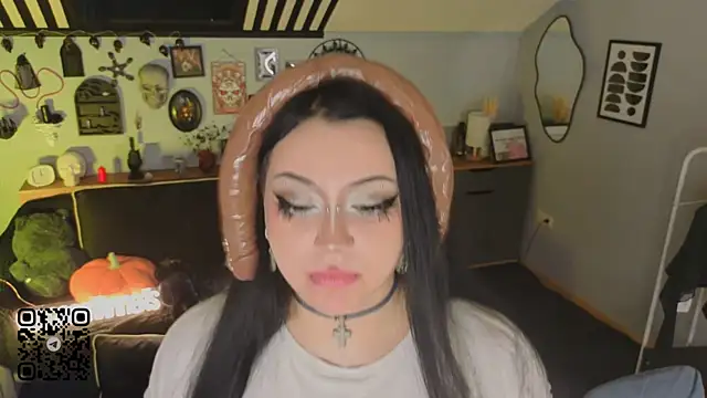 צ'אט XXX בשידור חי של vulagarmanners_