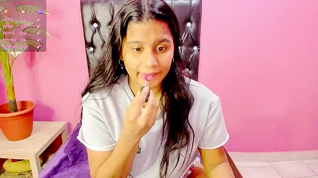 INDIANFLAMEのライブXXXチャット