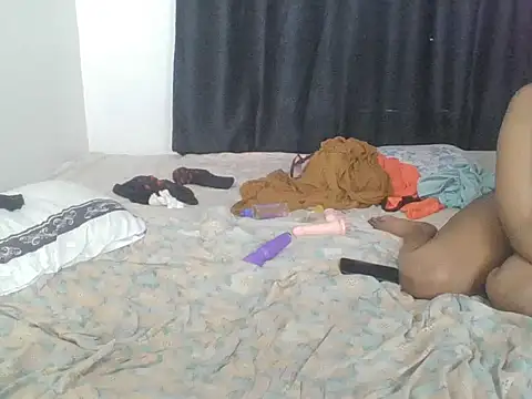 XXX chat uživo modela Cherr_yy