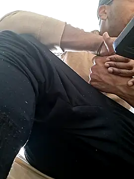 bigboytoy912 Show in webcam