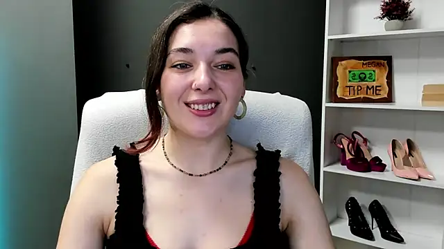 צ'אט XXX בשידור חי של Meagn_Extasy