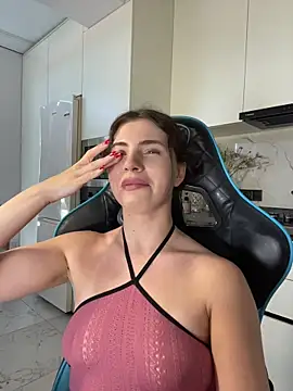 Živý XXX chat CurlyLara
