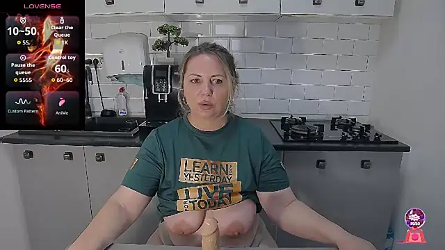 erikaerika Chat XXX in diretta