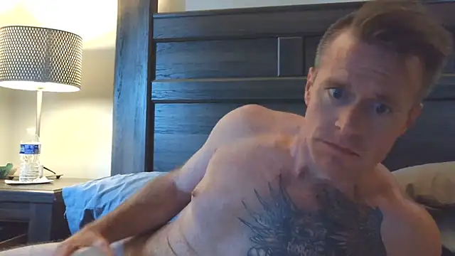 DILFiGuess1 Live XXX Chat