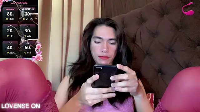 BaffledLensman লাইভ XXX চ্যাট