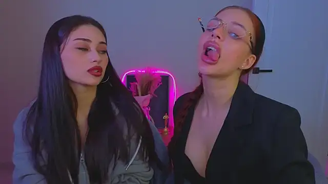 Онлайн чат XXX Sofia_Plump
