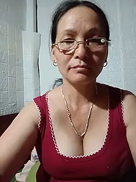 Chat XXX Live Cucci07