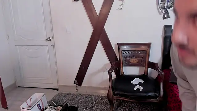MartinaXBob Chat XXX live
