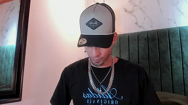 DrakeNeumann Live XXX-Chat