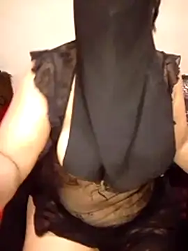 madleen_Mm's Webcam Show