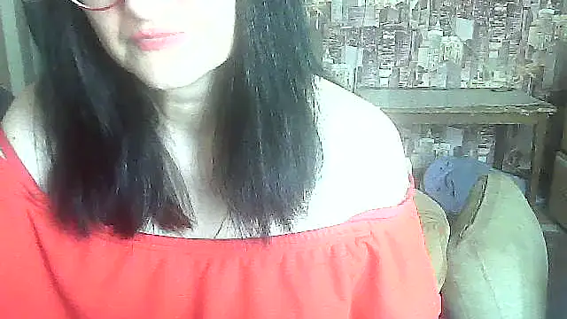 Živý XXX chat Yana-fiesta
