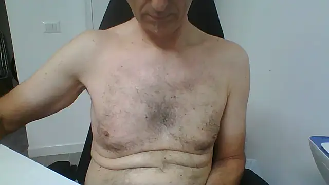 Sensor2000's Live XXX Chat