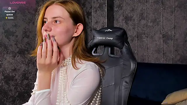 Živý XXX chat Lilli_Rivera