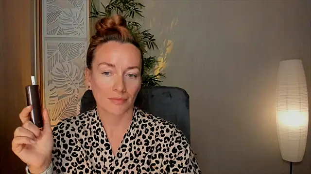 RebeccaMartinez Live XXX-Chat